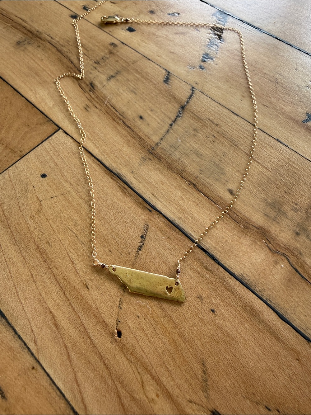 Sundance Gold Bar TN Pendant Necklace - Gold - Picture 2 of 4